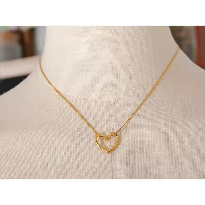 Colar Coração Twisted - Dourado