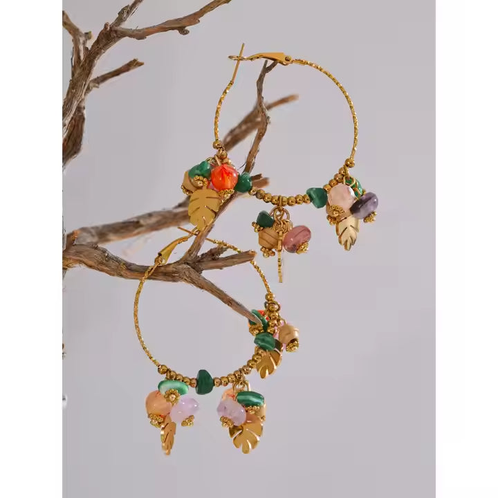 Brincos Argola folhas e pedras naturais - Colorido