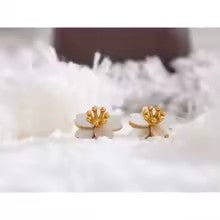 Brincos flor madre-pérola - Dourado