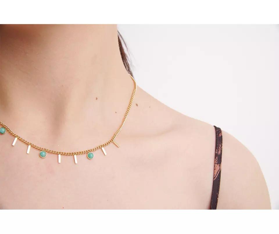 Colar pingentes pedras naturais - Dourado